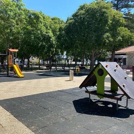 Apartamento 2x Com Pátio, Em Frente